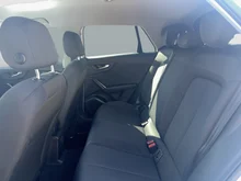 Audi Q2 35 TFSI intense in ibisweiß