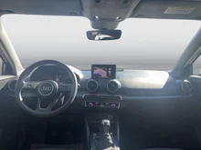 Audi Q2 35 TFSI intense in ibisweiß