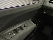 Škoda Peaq Sportline 90x in Olibo-Grün Metallic