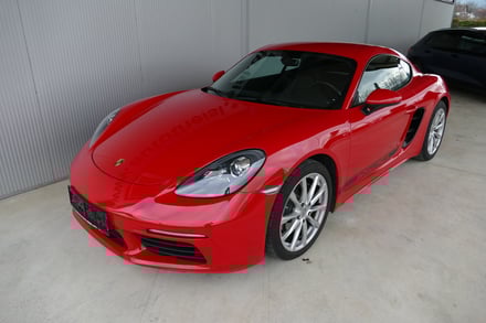 Porsche 718 Cayman