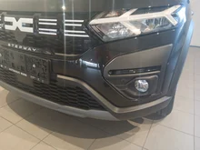 Dacia Sandero Expression TCe 90 in schwarz