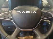 Dacia Sandero Expression TCe 90 in schwarz