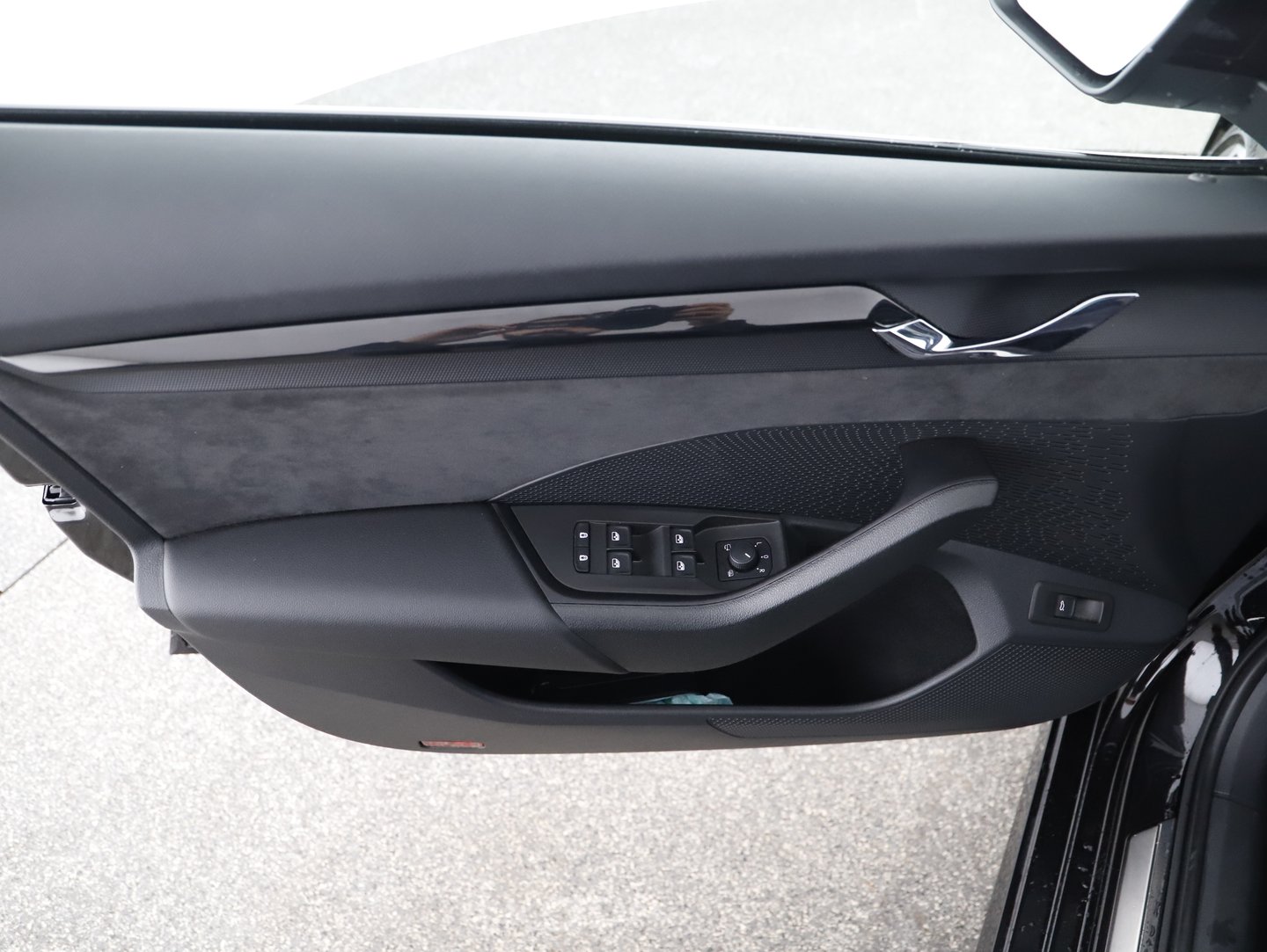 Škoda OCTAVIA Combi RS TSI 245 | Bild 10 von 29