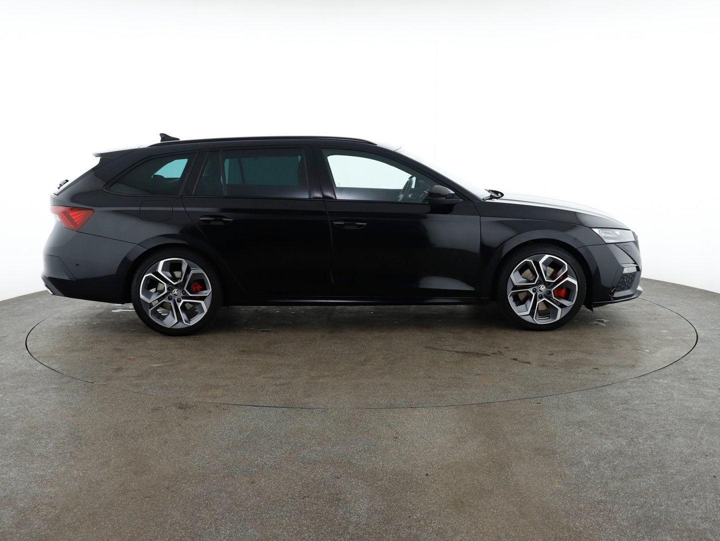 Škoda OCTAVIA Combi RS TSI 245 | Bild 4 von 29