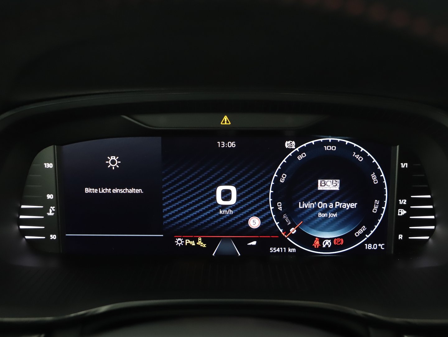 Škoda OCTAVIA Combi RS TSI 245 | Bild 14 von 29