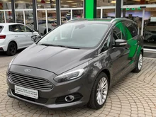 Ford S-MAX Titanium 2.0 TDCi Auto-Start/Stop Aut. in grau