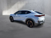 CUPRA Tavascan Adrenaline 210kW/286PS in White-Silber Metallic