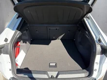 CUPRA Tavascan Adrenaline 210kW/286PS in White-Silber Metallic