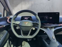 CUPRA Tavascan Adrenaline 210kW/286PS in White-Silber Metallic