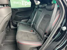 Hyundai Tucson 1,6 CRDI 4WD N-Line Plus DCT Aut. in Schwarz