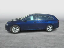 VW Golf Variant Life mHeV DSG in Atlantik Blue Metallic