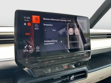 VW ID Buzz ID. Buzz Pro 150 kW in Candy Weiß / Starlight Blue Metallic