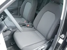 SEAT Arona Reference Edition 1.0 TSI in Nacht-Schwarz Metallic