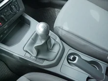 SEAT Arona Reference Edition 1.0 TSI in Nacht-Schwarz Metallic