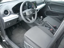 SEAT Arona Reference Edition 1.0 TSI in Nacht-Schwarz Metallic