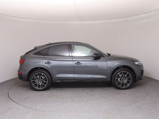 Bild eines Audi Q5 Sportback 55 TFSI e quattro admired