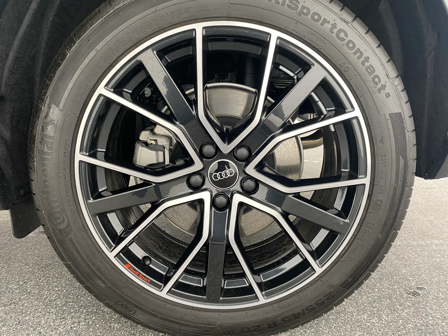 Bild eines Audi Q5 Sportback 55 TFSI e quattro admired