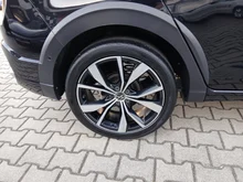 VW Taigo R-Line TSI DSG in Deep Black Perleffekt