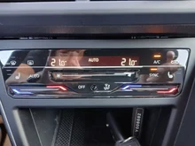 VW Taigo R-Line TSI DSG in Deep Black Perleffekt