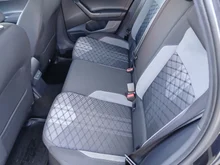 VW Taigo R-Line TSI DSG in Deep Black Perleffekt
