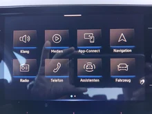 VW Taigo R-Line TSI DSG in Deep Black Perleffekt