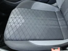 VW Taigo R-Line TSI DSG in Deep Black Perleffekt