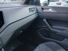 VW Taigo R-Line TSI DSG in Deep Black Perleffekt