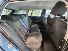 Škoda Octavia Combi 4x4 SCOUT TDI DSG in Quarz-Grau Metallic