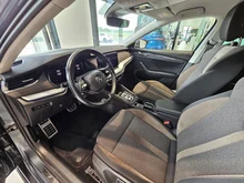 Škoda Octavia Combi 4x4 SCOUT TDI DSG in Quarz-Grau Metallic