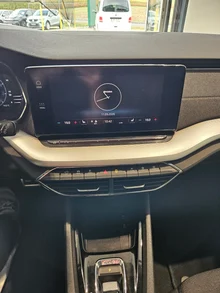 Škoda Octavia Combi 4x4 SCOUT TDI DSG in Quarz-Grau Metallic