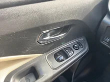 Nissan Micra 1,0 Acenta in Grau