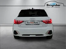 Audi A1 allstreet 30 TFSI intense in Gletscherweiss Metallic