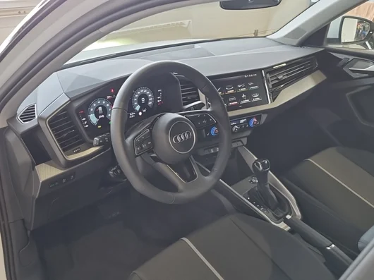 Bild eines A1 allstreet 30 TFSI intense