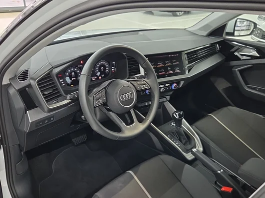 Bild eines A1 allstreet 30 TFSI intense