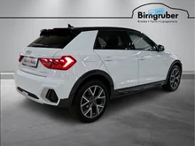 Audi A1 allstreet 30 TFSI intense in Gletscherweiss Metallic