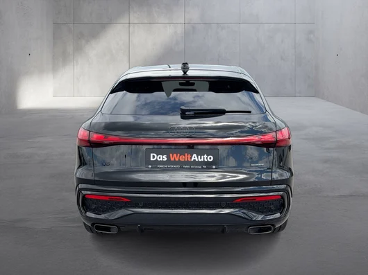 Bild eines Audi Q5 Sportback e-hybrid quattro 270 KW