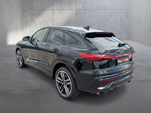 Bild eines Audi Q5 Sportback e-hybrid quattro 270 KW