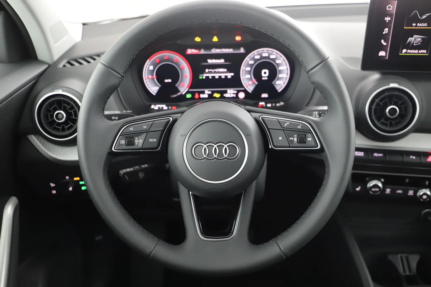 Bild eines Q2 30 TFSI admired