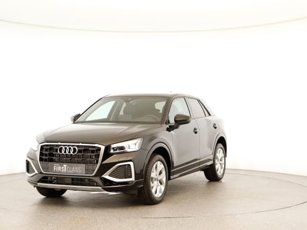 Audi Q2 30 TFSI admired