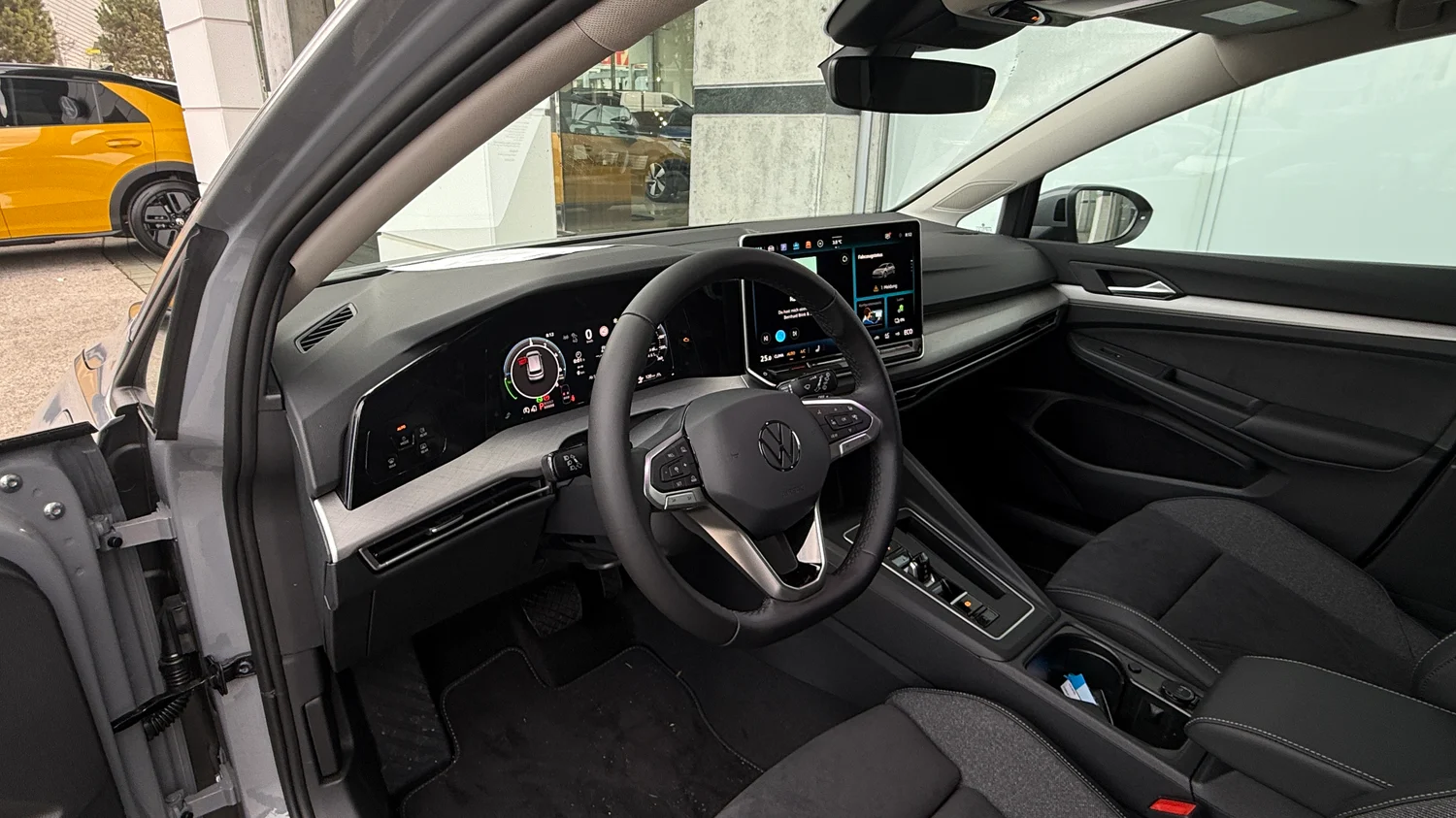 Bild eines Golf Rabbit eHybrid DSG 150 kW