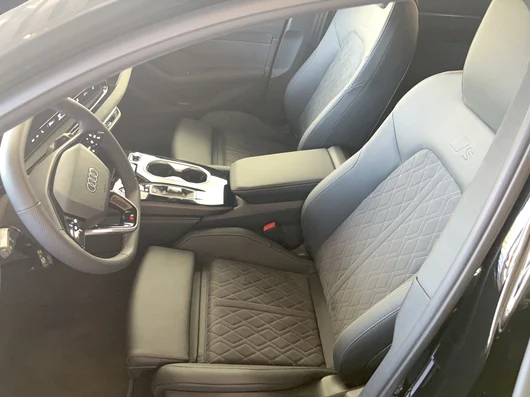 Bild eines Audi A6 Avant quattro TDI 150 kW