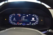 CUPRA Formentor e-HYBRID 204 PS DSG in Nacht-Schwarz Metallic