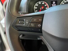 SEAT Ibiza Reference 1.0 in Candy-Weiß
