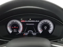 Audi A4 Avant 40 TDI quattro S line in MYTHOSSCHWARZ METALLIC