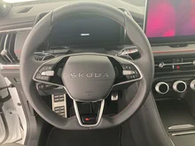 Škoda Kodiaq RS 4x4 TSI DSG in Moon-Weiß Metallic