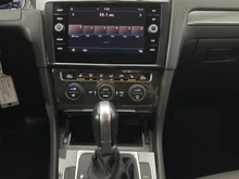 VW Golf VII Lim. Rabbit 40 BlueMotion in ATLANTIK BLUE METALLIC