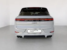 Porsche Cayenne E-Hybrid Black Edition in kreide
