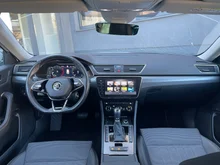 Škoda Superb Combi Style TDI DSG in Moon-Weiß Metallic