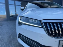 Škoda Superb Combi Style TDI DSG in Moon-Weiß Metallic