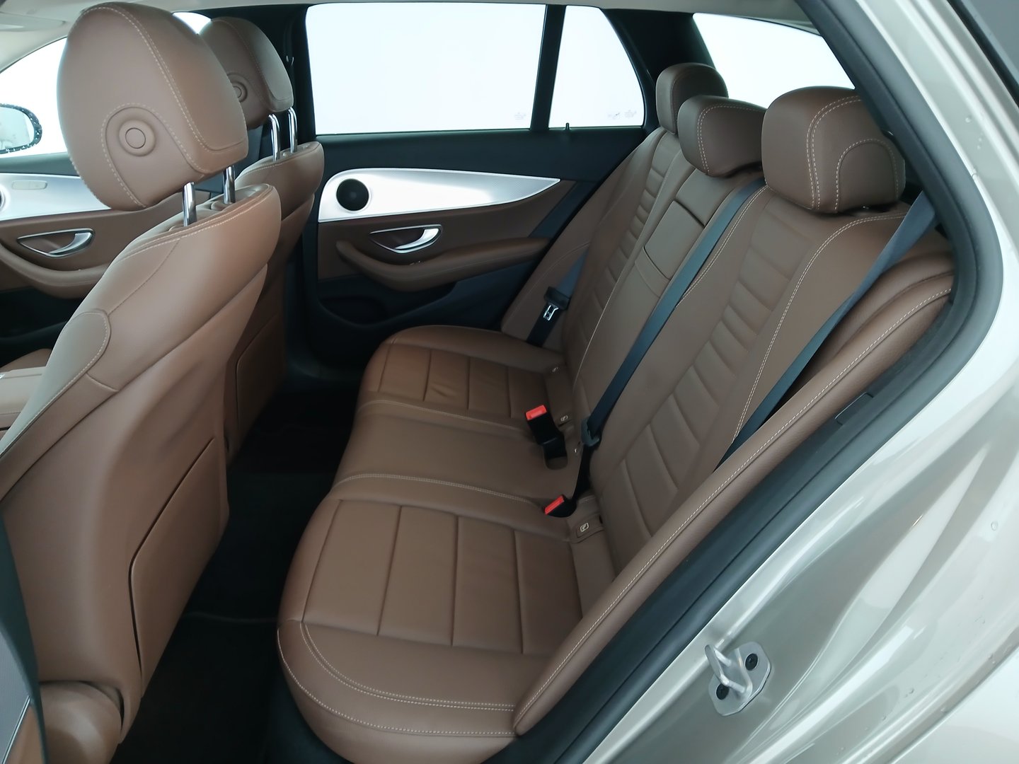 Mercedes E 200 d T Avantgarde Austria Edition Aut. | Bild 27 von 35